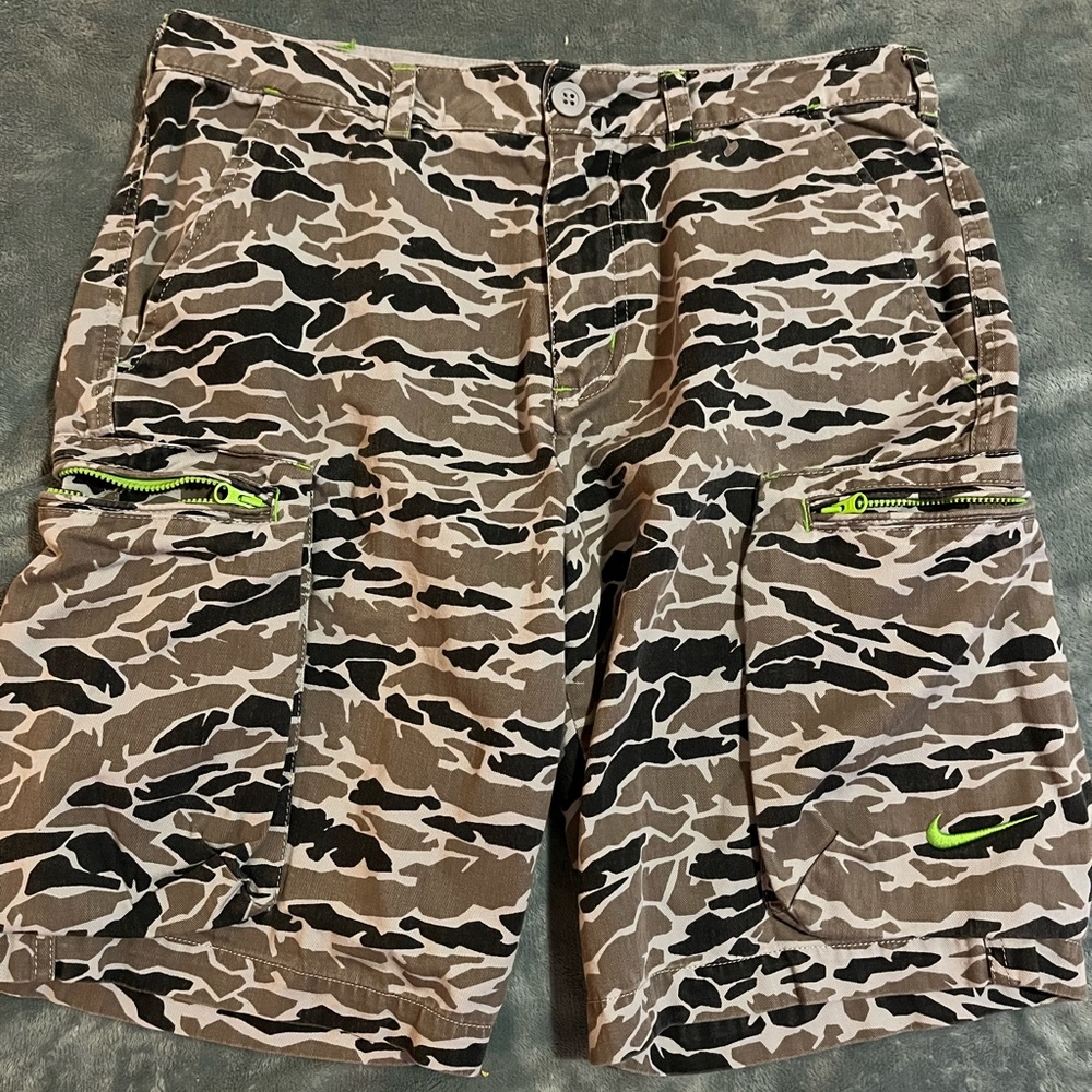Vintage Nike Cargo Shorts, Lime green and camo